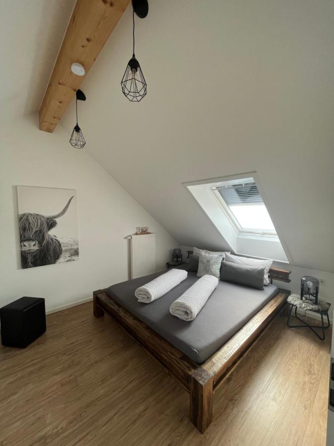 Bee Home - Urlaubs Und Business Loft 凯沃拉尔 外观 照片