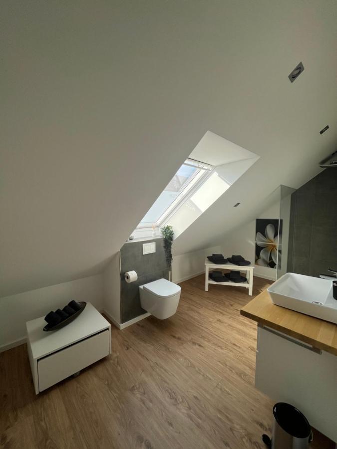 Bee Home - Urlaubs Und Business Loft 凯沃拉尔 外观 照片